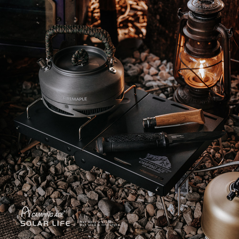 FIREMAPLE SOLAR LIFE  Bu lso a lifesyleNortheast t Asia's tCAMPING  ANNIVERSAR